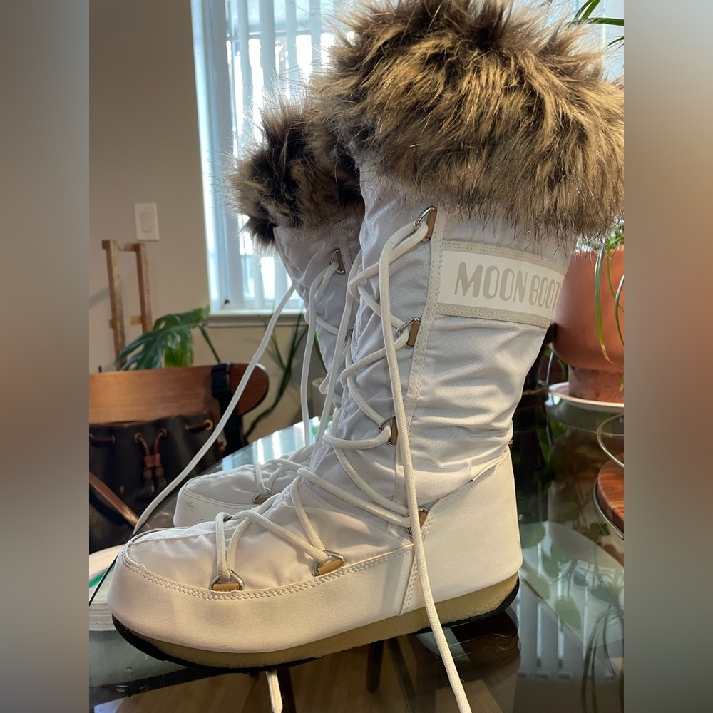 PROTECHT HI-TOP MONACO MOON BOOTS